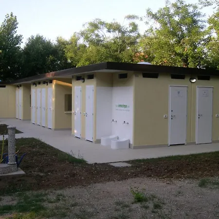 L'oasi Di Lulu' * セニガッリア